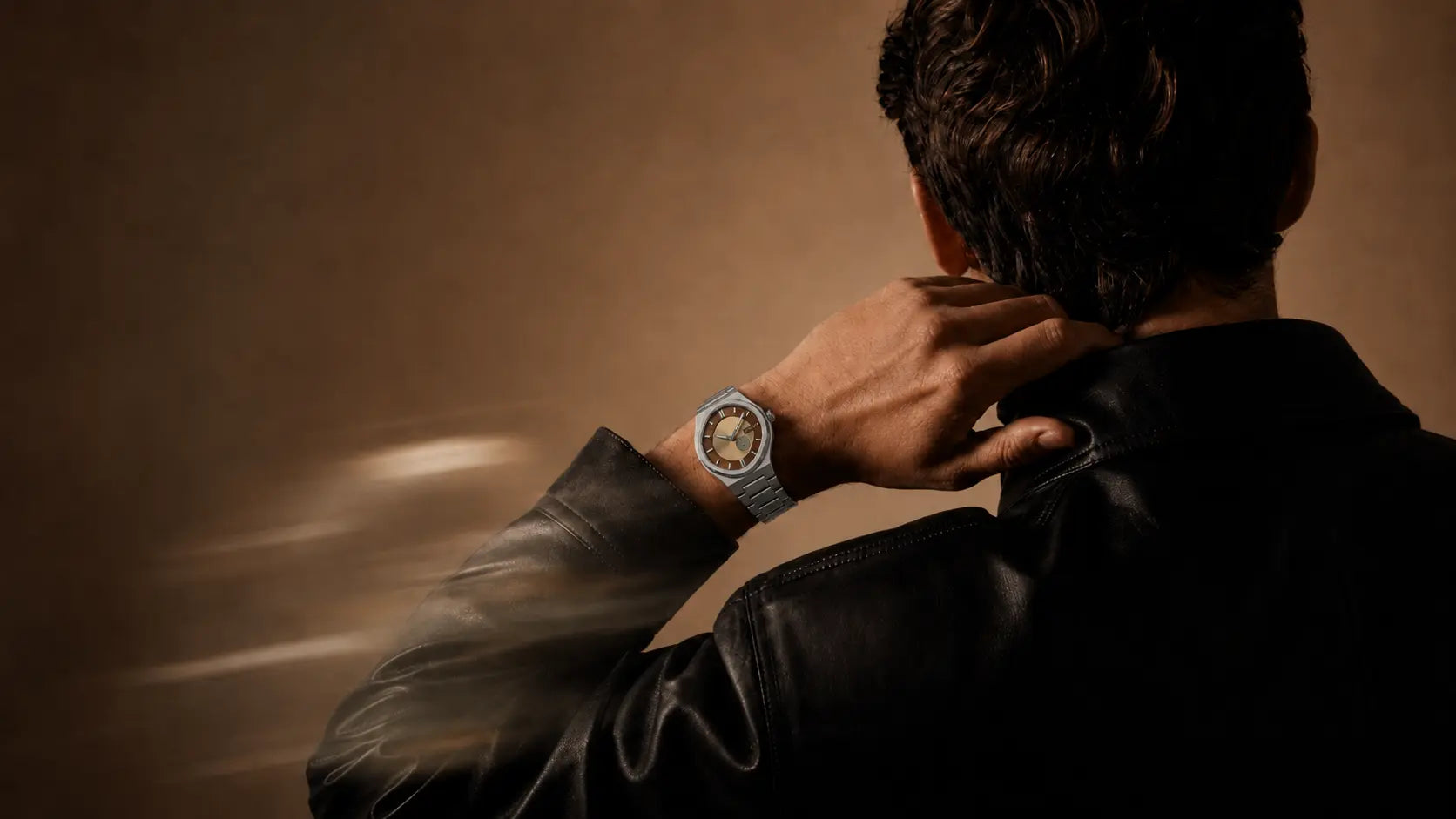 HORAE V Paddock watch series inspired by preparation and restraint