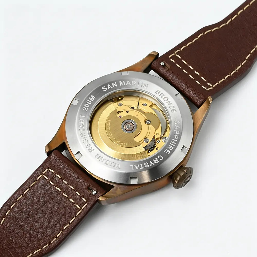 HORAE V Paddock Vesper exhibition caseback and mechanical movement