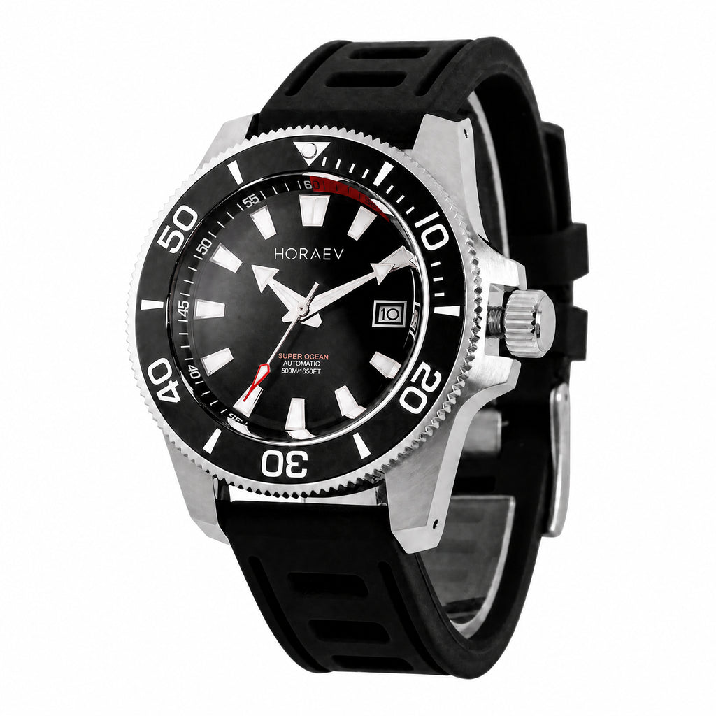 HORAE V Paddock Nightmark watch, three-quarter view