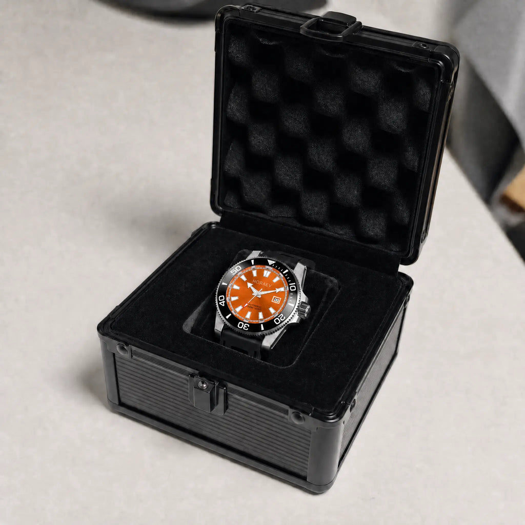 HORAE V Paddock Flare watch in black presentation box