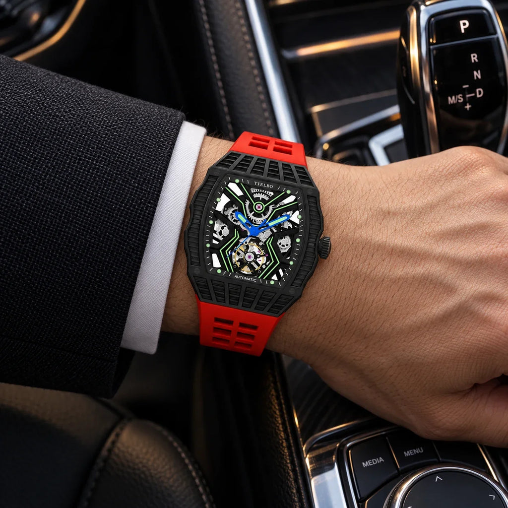 HORAE V × TIELBO Avant Pulse T305M black case red strap faceless wrist styling