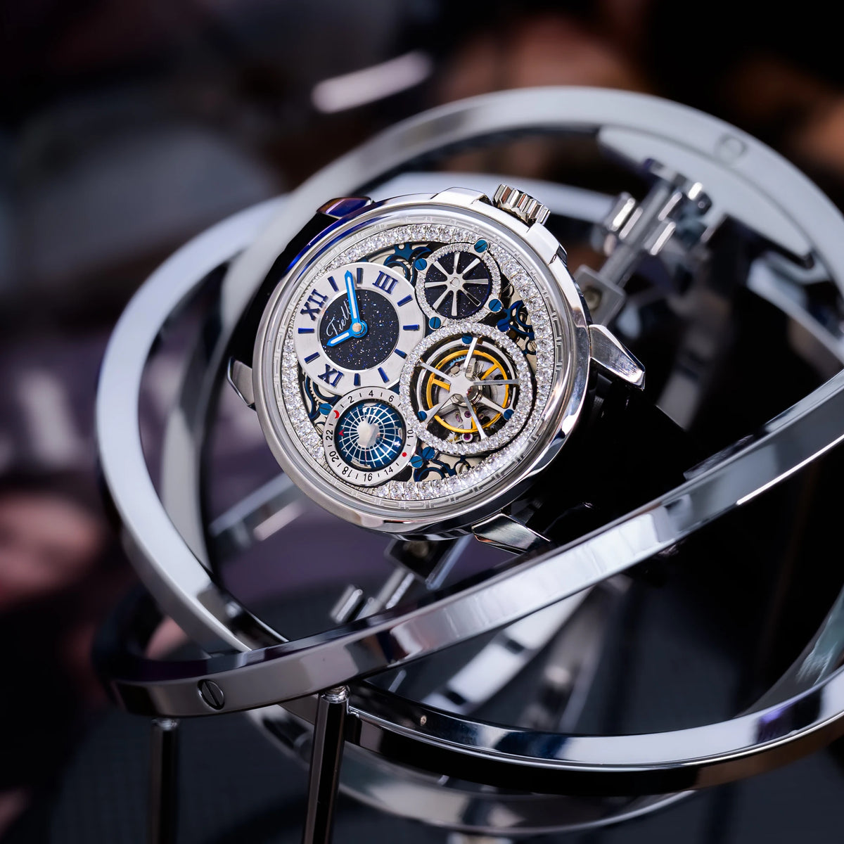 HORAE V x TIELBO Orbit T715M displayed in a mechanical orrery setting
