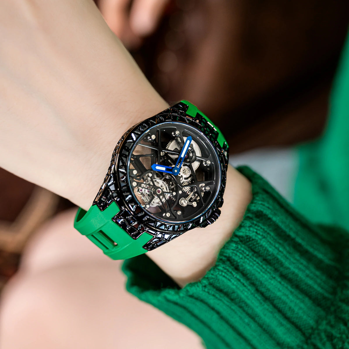Sapphire and 316L Steel Construction